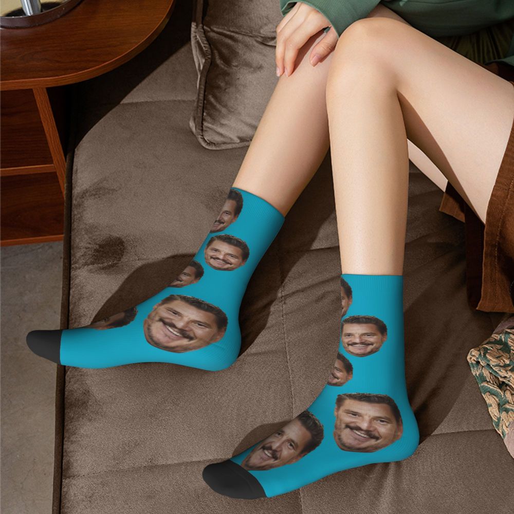 Novelty Mens Pedro Pascal Smile Unisex Winter Socks Hip Hop Happy Socks Street Style Crazy Sock