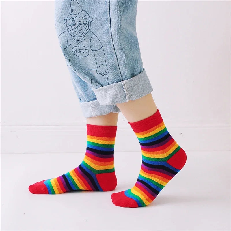 Striped Novelty Socks For Girls Red Pink Rainbow Color Novelty Young Art Funny Hipster Street Dance Gift Dropship