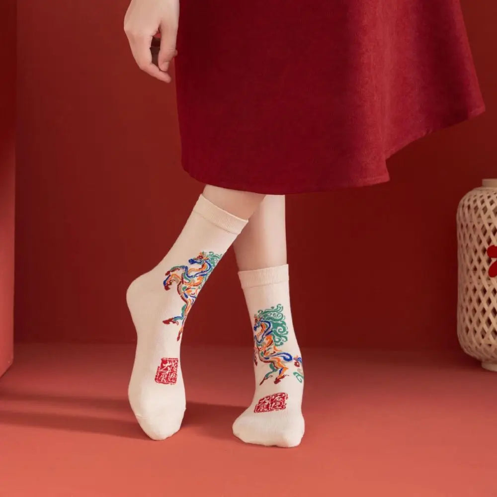 Novelty Good Luck New Year Red Socks Cotton Cartoon Letter Good Luck Socks Funny Mid Tube Women Festival Socks Autumn Winter