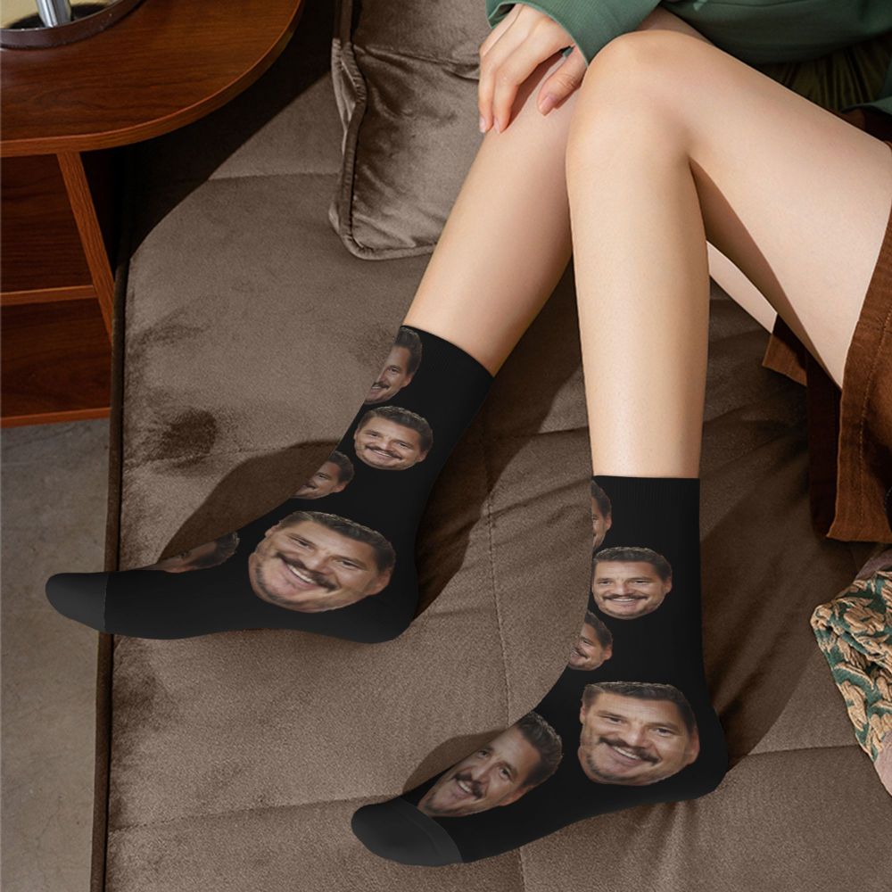 Novelty Mens Pedro Pascal Smile Unisex Winter Socks Hip Hop Happy Socks Street Style Crazy Sock