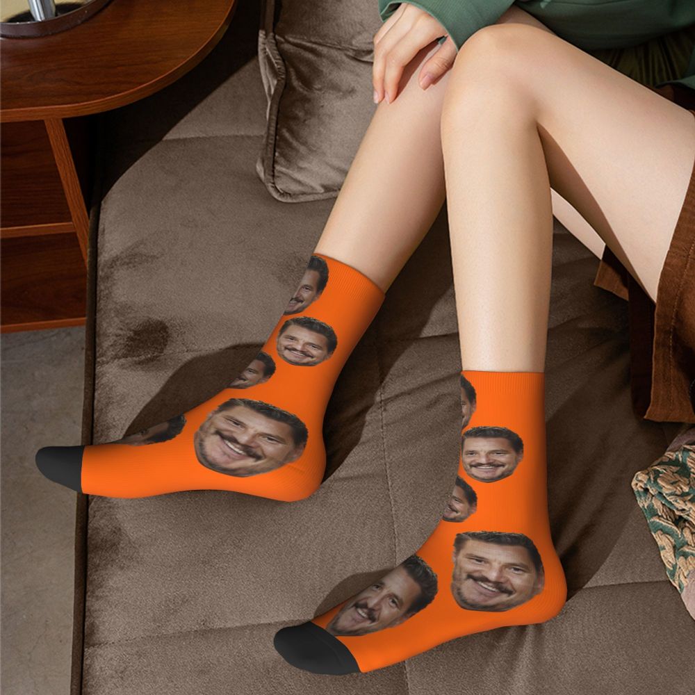 Novelty Mens Pedro Pascal Smile Unisex Winter Socks Hip Hop Happy Socks Street Style Crazy Sock
