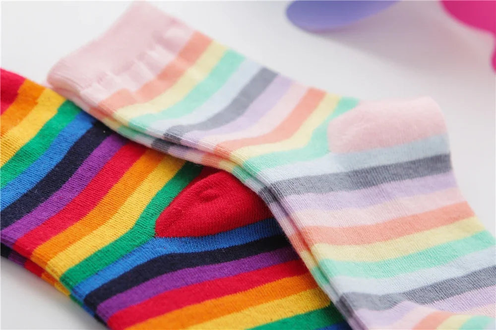 Striped Novelty Socks For Girls Red Pink Rainbow Color Novelty Young Art Funny Hipster Street Dance Gift Dropship
