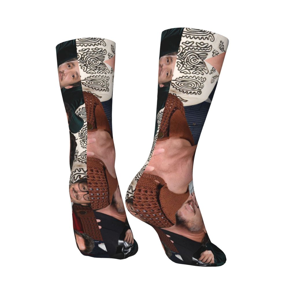Novelty Mens Pedro Pascal Smile Unisex Winter Socks Hip Hop Happy Socks Street Style Crazy Sock