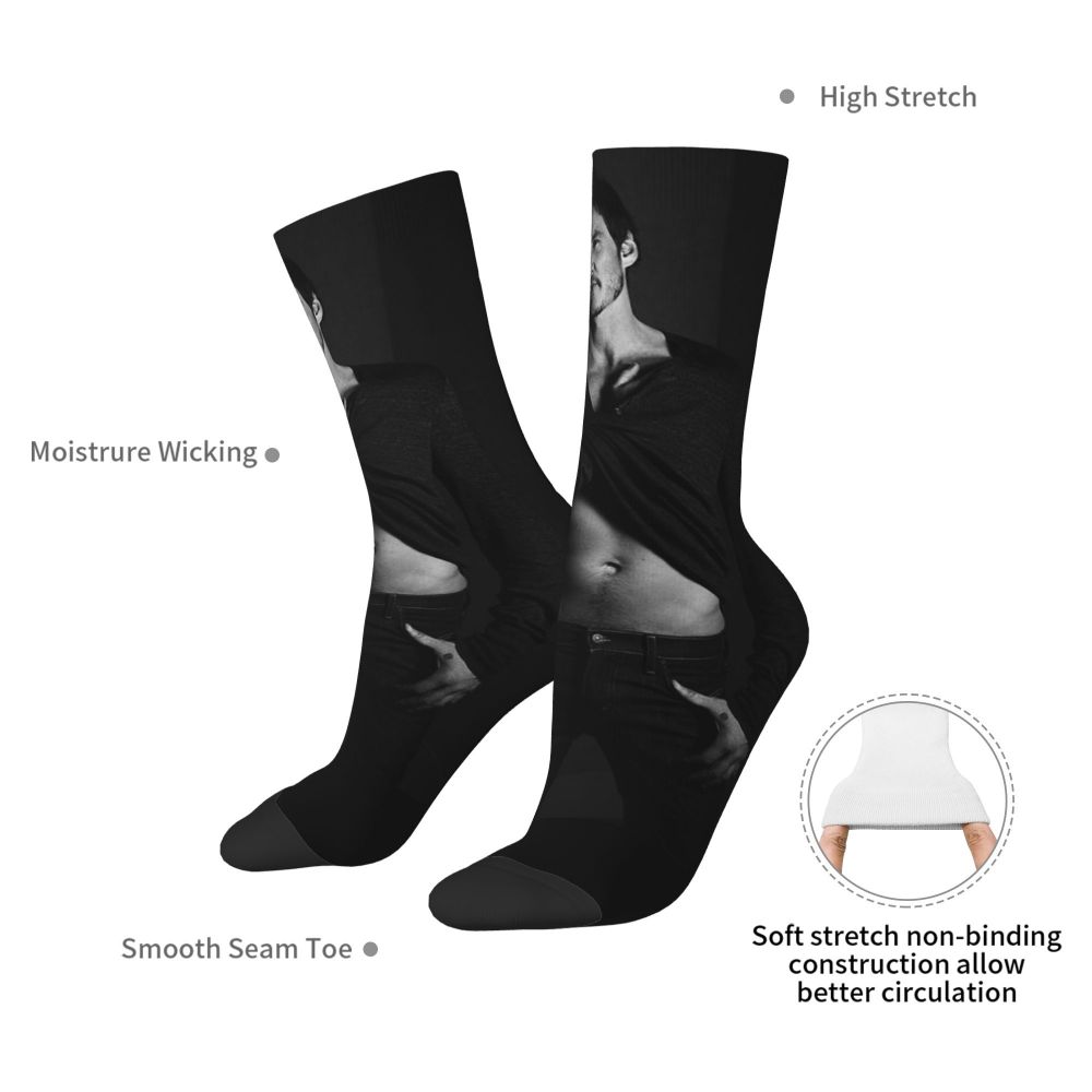 Novelty Mens Pedro Pascal Smile Unisex Winter Socks Hip Hop Happy Socks Street Style Crazy Sock