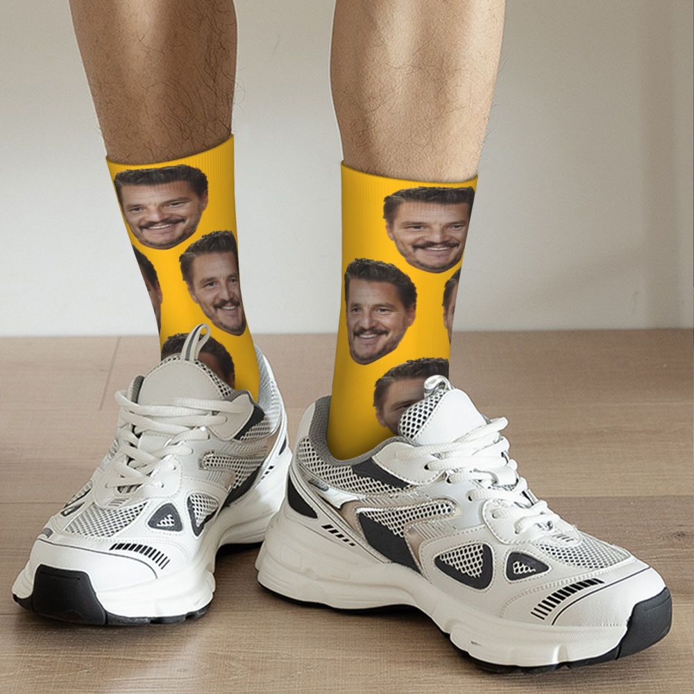Novelty Mens Pedro Pascal Smile Unisex Winter Socks Hip Hop Happy Socks Street Style Crazy Sock