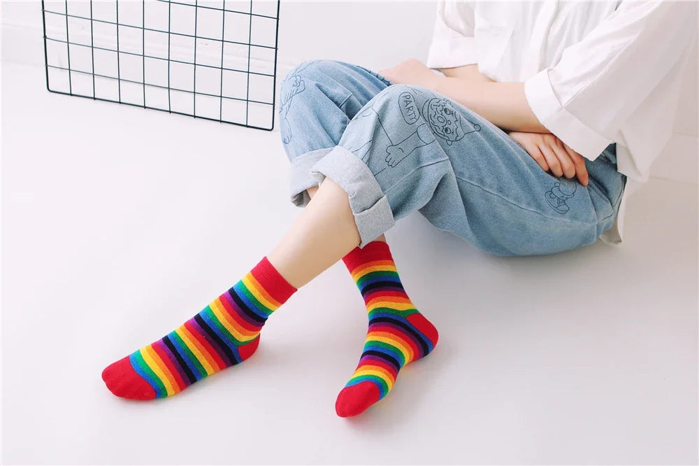 Striped Novelty Socks For Girls Red Pink Rainbow Color Novelty Young Art Funny Hipster Street Dance Gift Dropship