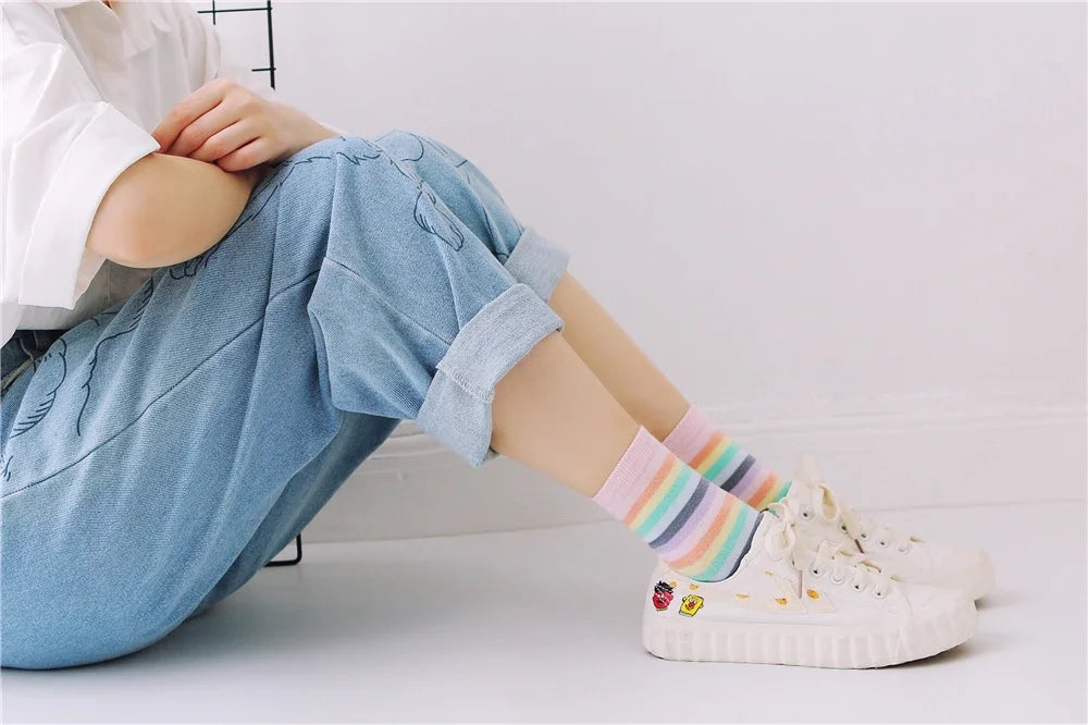 Striped Novelty Socks For Girls Red Pink Rainbow Color Novelty Young Art Funny Hipster Street Dance Gift Dropship