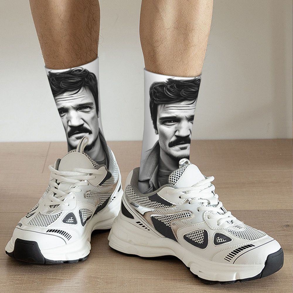 Novelty Mens Pedro Pascal Smile Unisex Winter Socks Hip Hop Happy Socks Street Style Crazy Sock