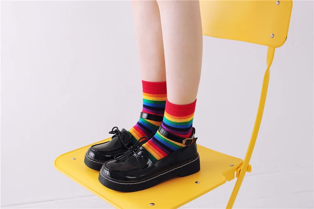 Striped Novelty Socks For Girls Red Pink Rainbow Color Novelty Young Art Funny Hipster Street Dance Gift Dropship