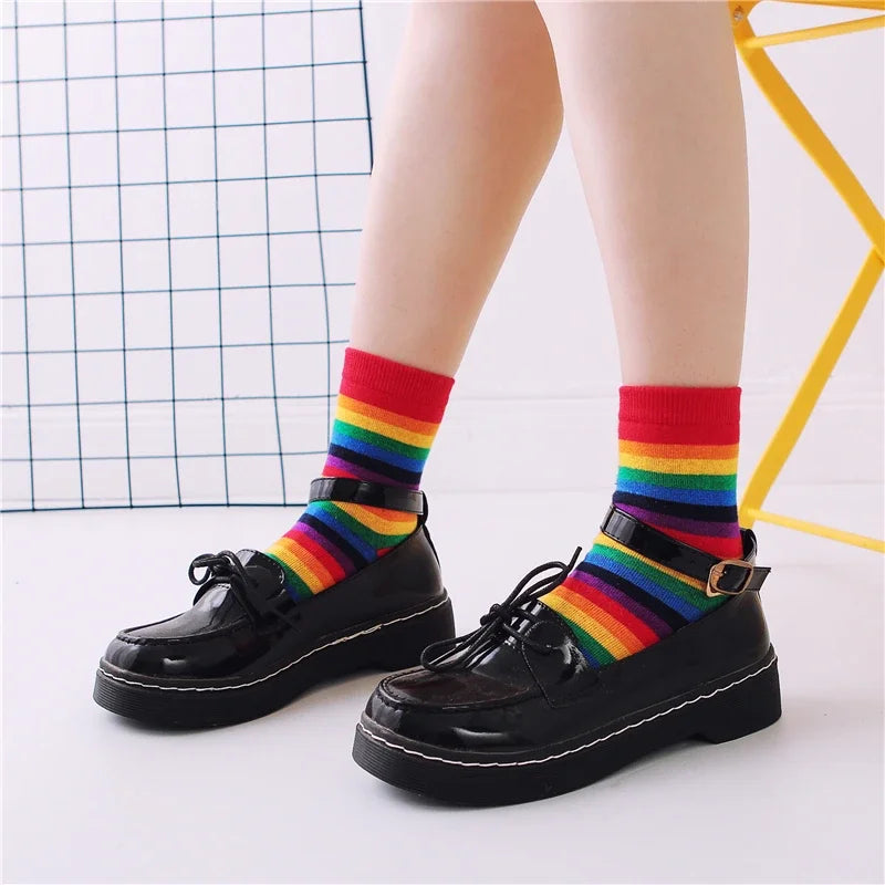 Striped Novelty Socks For Girls Red Pink Rainbow Color Novelty Young Art Funny Hipster Street Dance Gift Dropship